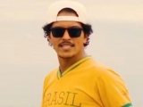 Bruno Mars anuncia show beneficente no Brasil para arrecadar doações para vítimas no RS