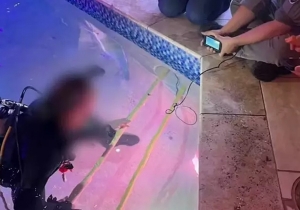 Menina de 8 anos morre após ser sugada por bomba de piscina
