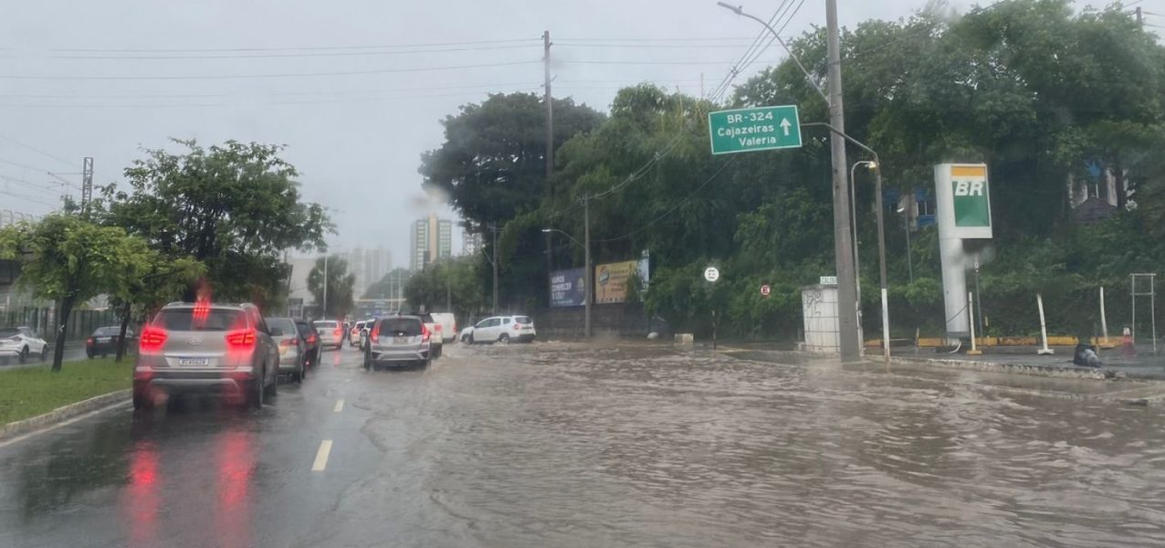 158278chuva-em-salvador-triplica-media-mensal-e-marca-novembro-mais-chuvoso-desde-1961-3