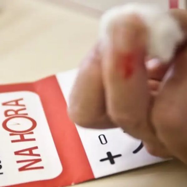 158428mais-de-90-das-pessoas-em-tratamento-contra-hiv-nao-transmitem-mais-o-virus-3