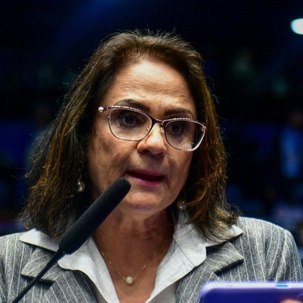 160257justica-extingue-acao-de-damares-contra-resolucao-para-aborto-legal-em-criancas-e-adolescentes-3