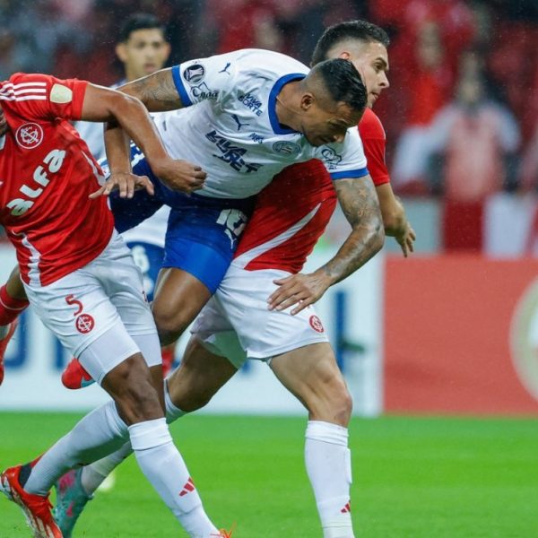 165413bahia-perde-para-o-inter-no-beira-rio-e-esta-eliminado-da-libertadores-3