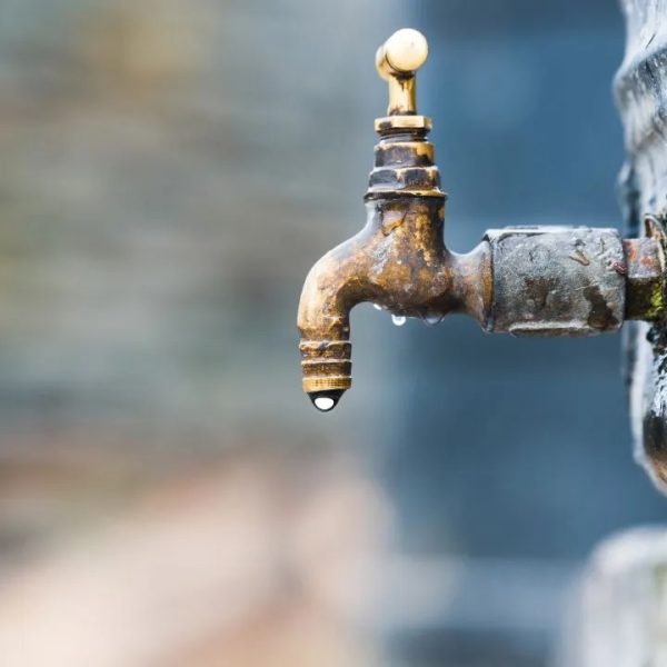 Fornecimento-de-agua-sera-suspenso-em-13-bairros-d0033890100202505050929