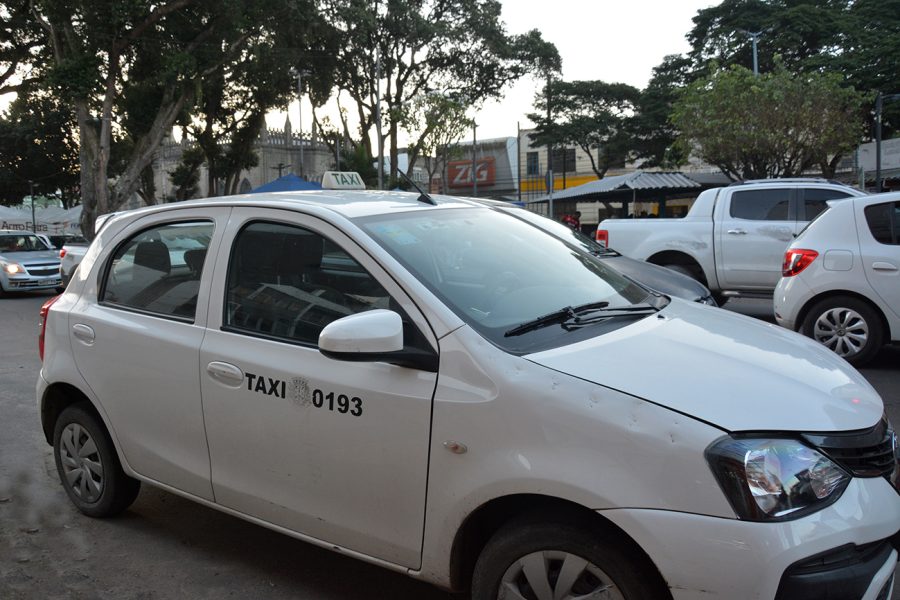 Vistoria-de-Taxi-Foto-Izinaldo-Barreto-2