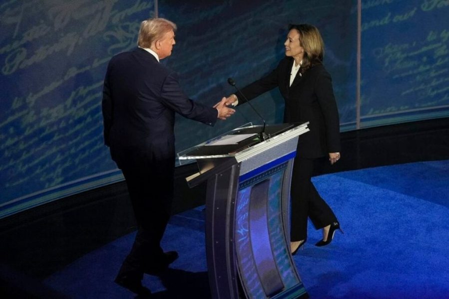 debate-t-1024x683-1