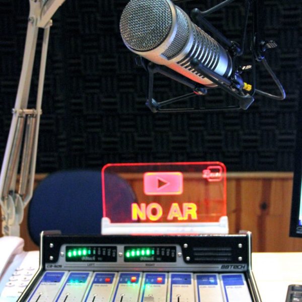 estudio-radio-4-768x768-1