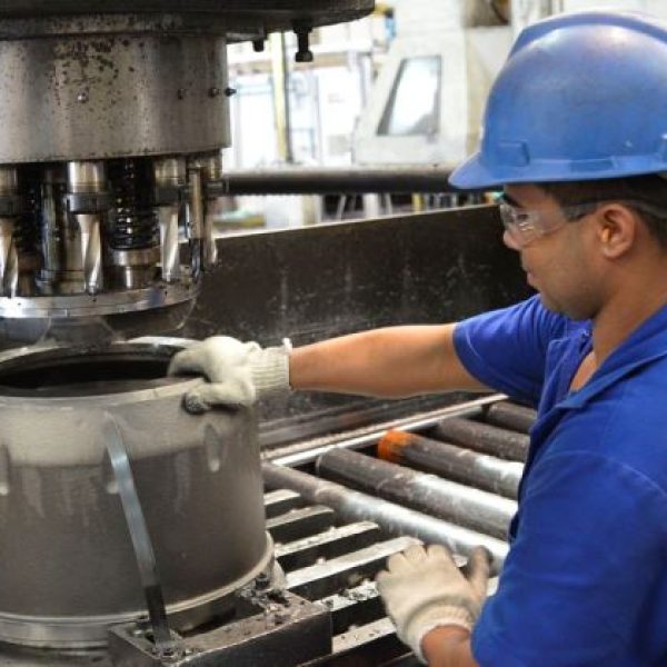 industria-maquinas-e-equipamentos-Economia-PIB-trabalho