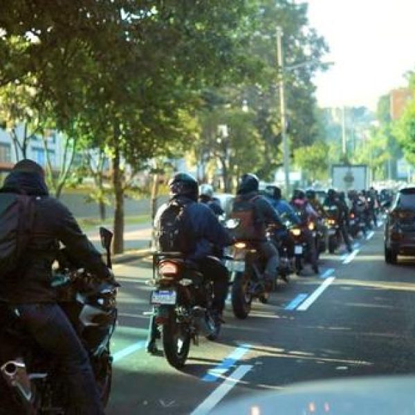 motovias_transito_motos_ciudad_guatemala_3